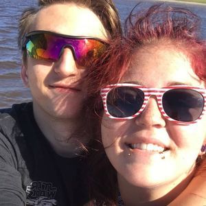 Meet your Posher, Dakota